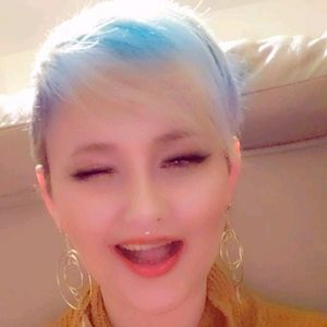 Meet your Posher, Deserae